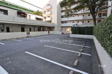 テナント用駐車場