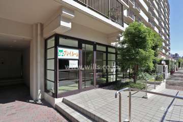 敷地内施設（A棟内プレイルーム）