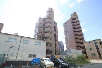 ニューグリーン鳥見の外観（北東側から）