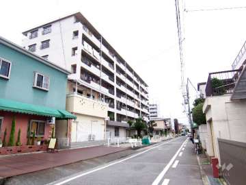 コーポ清Ｃ棟の外観(南西側から）