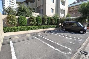 敷地内駐車場（屋外平面式）