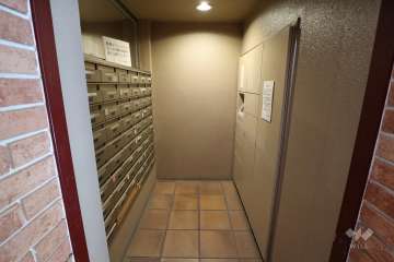 宅配ボックスと共用ポスト