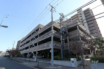 敷地内駐車場（自走式立体）