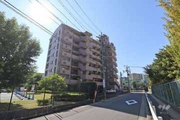 宝マンション上小田井第3の外観（北東側から）