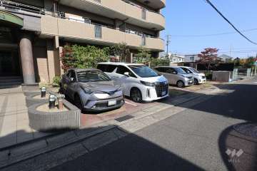 敷地内駐車場(屋外平面式)