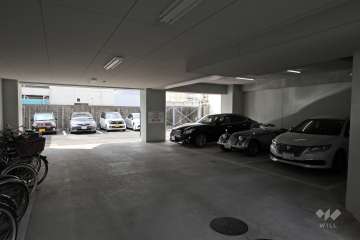 敷地内駐車場（屋内平面式、屋外平面式）