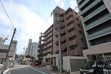 ソフィア幅下の外観（北西側から）