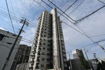 プレミストセンターレジデンスの外観（北東側から）