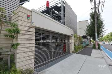 駐車場入口・敷地内駐車場（屋外機械式）