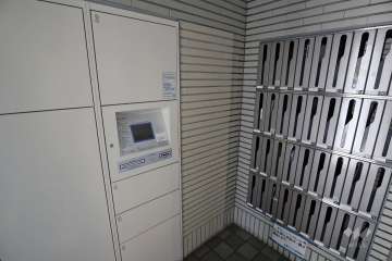 宅配ボックスと共用ポスト