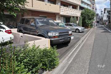 敷地内駐車場(屋外平面式)