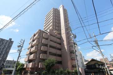 グランコート名西の外観（北東側から）