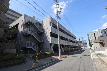 敷地内駐車場（自走式立体）