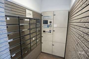 宅配ボックスと共用ポスト