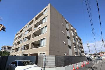 ユニーブル庄内公園の外観（南東側から）