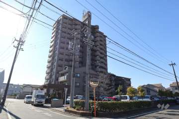 ライオンズガーデン戸田の外観（北東側から）