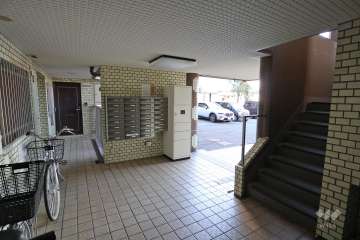 エントランスホール