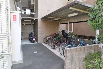駐輪場、バイク置場