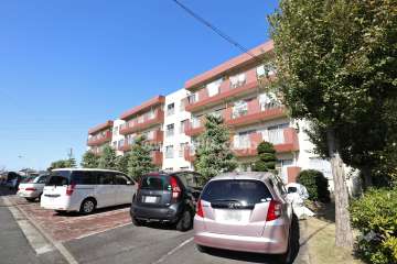 三日月住宅1号棟