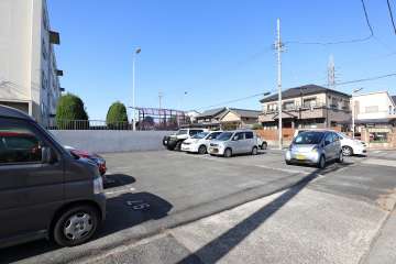 敷地内駐車場（屋外平面式）