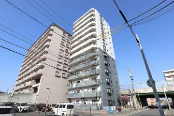 ユニーブル松蔭公園