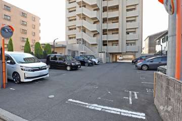 駐車場出入口