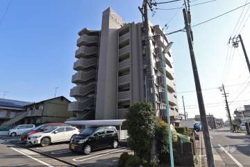 サンマンションアトレ六番町の外観（北側から）