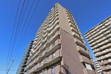 シティコーポ荒子公園弐番館の外観（南東側から）