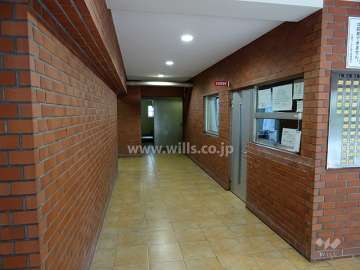 エントランスホール