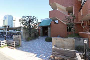 エントランスアプローチ