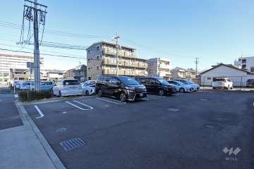 敷地内駐車場(屋外平面式)