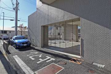 駐車場出入口（リングシャッター付き）