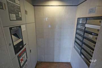 宅配ボックスと共用ポスト