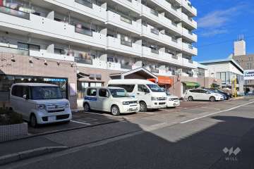 敷地内駐車場(屋外平面式)