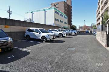 敷地内駐車場（屋外平面式）