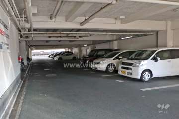 敷地内駐車場（屋内平面式）