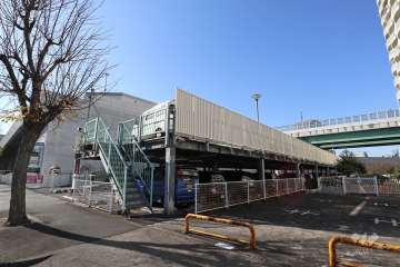 敷地内駐車場（自走式立体）