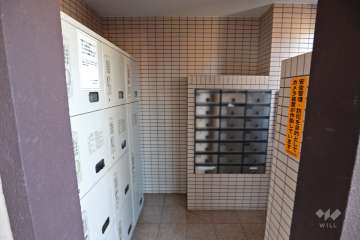 宅配ボックスと共用ポスト