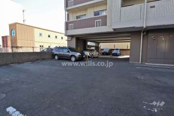 敷地内駐車場(屋外平面式)