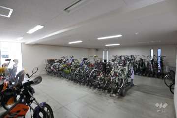 駐輪場、バイク置場