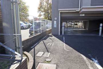 来客者用駐車場