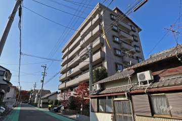 ダイアパレス六番町の外観（南東側から）