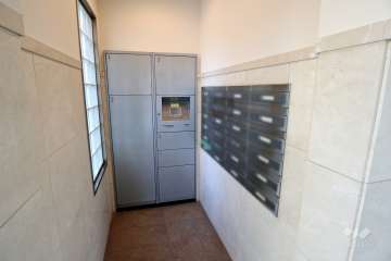 共用ポストと宅配ボックス