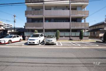 敷地内駐車場（屋内平面式）