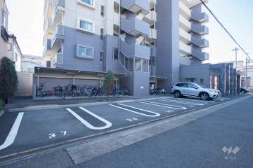 敷地内駐車場（屋外平面式）