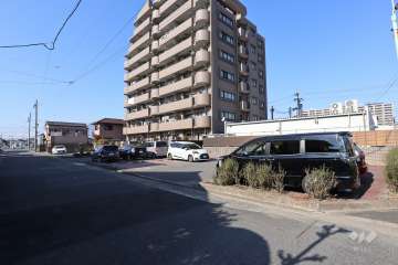 敷地内駐車場（屋外平面式）