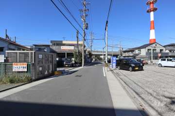 敷地北側の前面道路