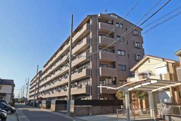 ダイアパレス花水木通り東館の外観（南東側から）