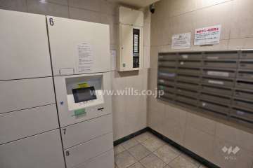 宅配ボックスと共用ポスト