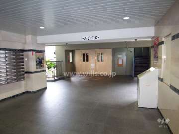 エントランスホール